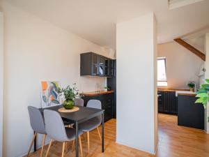 Prodej bytu 3+kk, Praha - Řepy, Čistovická, 63 m2