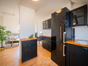 Prodej bytu 3+kk, Praha - Řepy, Čistovická, 63 m2