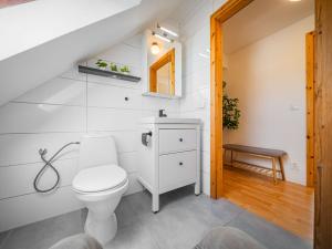 Prodej bytu 3+kk, Praha - Řepy, Čistovická, 63 m2