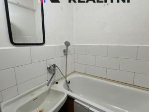 Prodej bytu 3+1, Rotava, Sídliště, 67 m2
