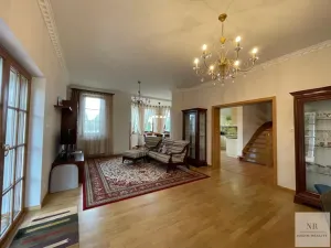 Prodej rodinného domu, Kolová, 372 m2