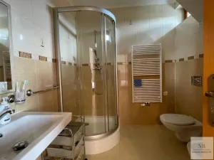 Prodej rodinného domu, Kolová, 372 m2