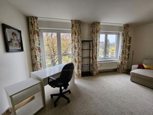 Pronájem bytu 2+kk, Praha - Prosek, Na pokraji, 54 m2