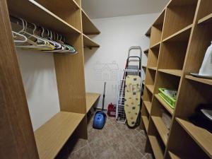 Pronájem bytu 2+kk, Praha - Prosek, Na pokraji, 54 m2