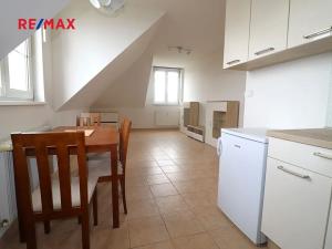 Pronájem bytu 2+kk, Kladno, Floriánská, 57 m2