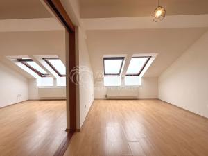 Pronájem bytu 3+1, Praha - Smíchov, Lidická, 93 m2