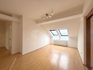 Pronájem bytu 3+1, Praha - Smíchov, Lidická, 93 m2