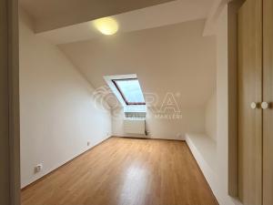 Pronájem bytu 3+1, Praha - Smíchov, Lidická, 93 m2