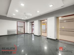 Pronájem obchodního prostoru, Velké Meziříčí, Náměstí, 65 m2