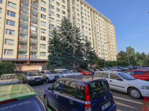 Pronájem bytu 2+kk, Praha - Kobylisy, Slancova, 45 m2