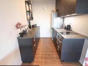Pronájem bytu 2+kk, Praha - Kobylisy, Slancova, 45 m2