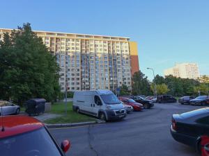 Pronájem bytu 2+kk, Praha - Kobylisy, Slancova, 45 m2