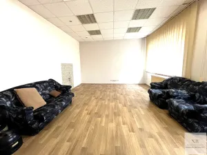 Prodej bytu 4+1, Karlovy Vary, Závodu míru, 125 m2