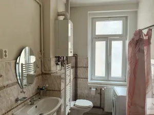 Prodej bytu 4+1, Karlovy Vary, Bulharská, 125 m2