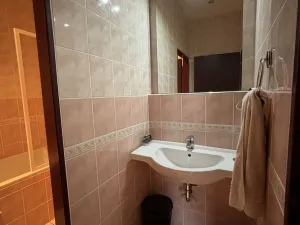 Prodej ubytování, Karlovy Vary, Západní, 2600 m2
