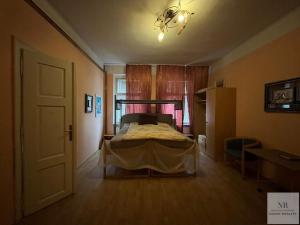 Pronájem bytu 2+1, Karlovy Vary, Pod Jelením skokem, 42 m2