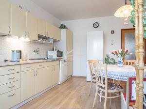 Prodej rodinného domu, Kostelec, 330 m2