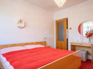 Prodej rodinného domu, Kostelec, 330 m2