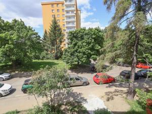 Pronájem bytu 2+1, Praha - Záběhlice, Trenčínská, 56 m2