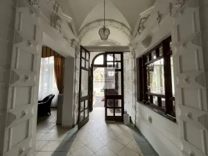 Prodej ubytování, Karlovy Vary, Tržiště, 1313 m2