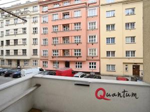 Pronájem bytu 2+1, Praha - Žižkov, Rečkova, 59 m2