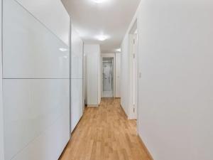 Pronájem rodinného domu, Jesenice, Jiřinková, 389 m2