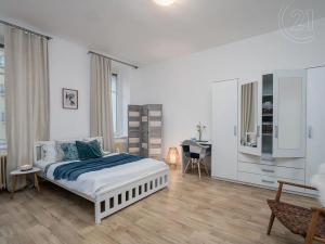 Pronájem bytu 2+1, Plzeň, Lobezská, 56 m2