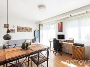 Prodej bytu 2+kk, Jesenice, Hrnčířská, 48 m2
