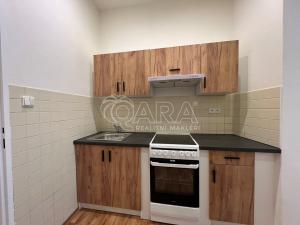 Prodej bytu 2+kk, Praha - Košíře, Holečkova, 39 m2
