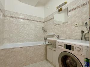 Pronájem bytu 1+kk, Olomouc, Rumunská, 37 m2