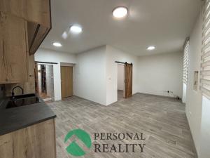 Pronájem bytu 2+kk, Chlumec nad Cidlinou, Klicperovo náměstí, 45 m2