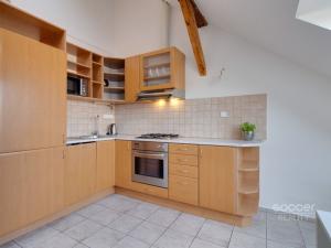 Pronájem bytu 2+kk, Praha - Libeň, Na žertvách, 69 m2