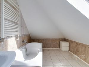 Pronájem bytu 2+kk, Praha - Libeň, Na žertvách, 69 m2
