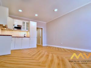Pronájem bytu 2+kk, Hradec Králové, Masarykovo náměstí, 54 m2