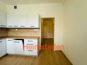 Pronájem bytu 2+1, Ostrava - Poruba, Hlavní třída, 63 m2