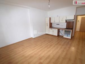 Pronájem bytu 1+kk, Praha - Vysočany, Kolbenova, 28 m2