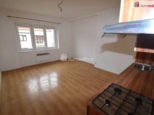 Pronájem bytu 1+kk, Praha - Vysočany, Kolbenova, 28 m2