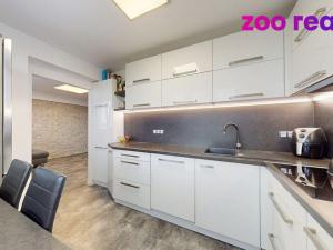 Prodej bytu 2+1, Strakonice, Bezděkovská, 55 m2