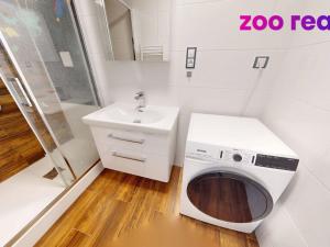 Prodej bytu 2+1, Strakonice, Bezděkovská, 55 m2