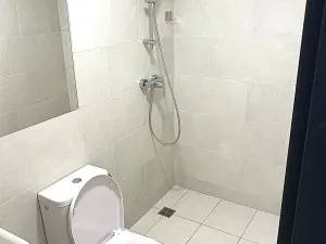 Pronájem bytu 1+kk, Praha - Hloubětín, Poděbradská, 28 m2