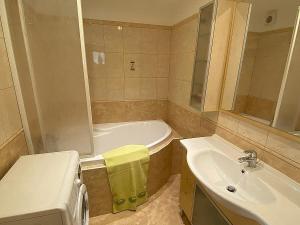 Pronájem bytu 3+1, Praha - Chodov, Zlešická, 80 m2