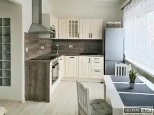 Pronájem bytu 2+1, Jihlava, Erbenova, 65 m2