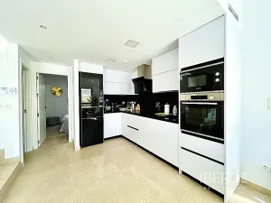 Prodej rodinného domu, Guardamar del Segura, Španělsko, 180 m2