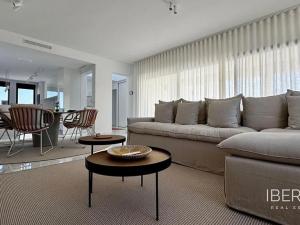 Prodej rodinného domu, Torrevieja, Španělsko, 200 m2