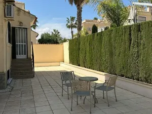 Prodej rodinného domu, Guardamar del Segura, Španělsko, 150 m2