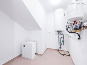 Pronájem rodinného domu, Čakov, 270 m2