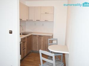 Pronájem bytu 1+kk, Kladno, Norská, 33 m2