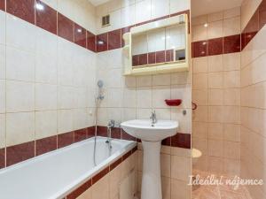 Pronájem bytu 2+1, Praha - Hlubočepy, Krškova, 43 m2