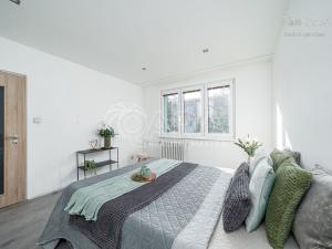 Pronájem bytu 2+1, Hranice - Hranice I-Město, Obránců míru, 50 m2