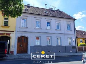 Prodej vícegeneračního domu, Žatec, Chomutovská, 300 m2